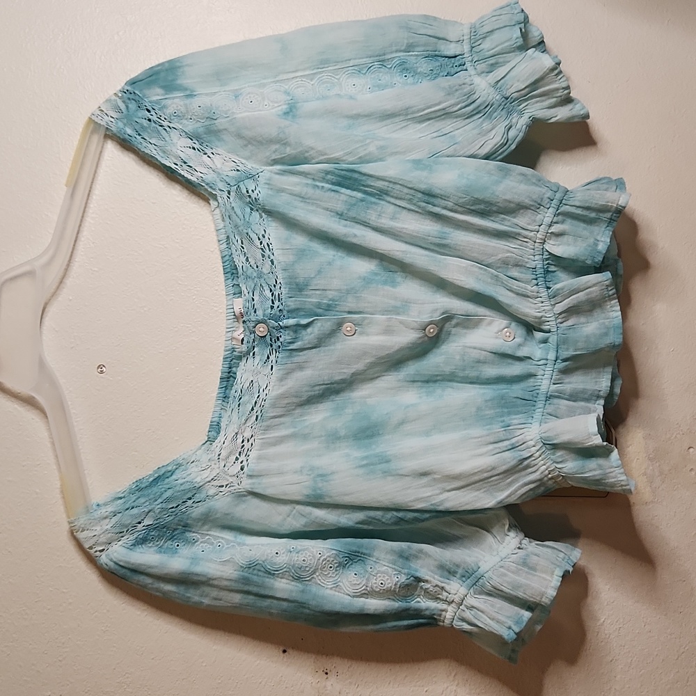 American eagle outfitters blue tie dyed style crop top